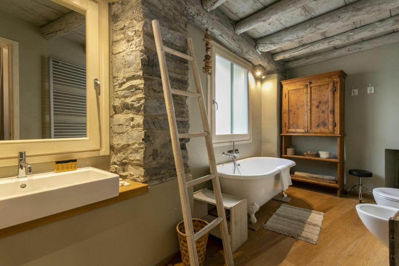 Ca Sbrisiga In Moltrasio By Halldis Exterior foto